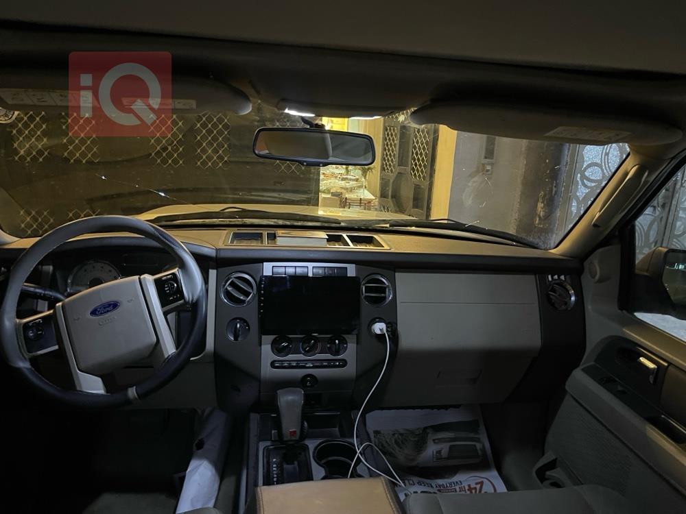 Ford Expedition